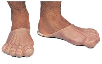 http://thebarefootrunners.org/sites/default/files/a-male-funny-feet.jpg