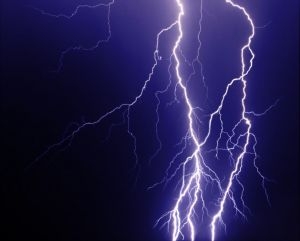http://thebarefootrunners.org/sites/default/files/lightning.jpg